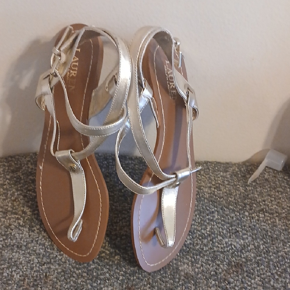 Lauren Ralph Lauren Metallic Gold Sandals Soze 9.5 - Picture 1 of 6